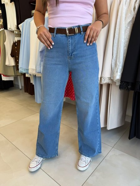 جينز أزرق فاتح Wide Leg مع قشاط